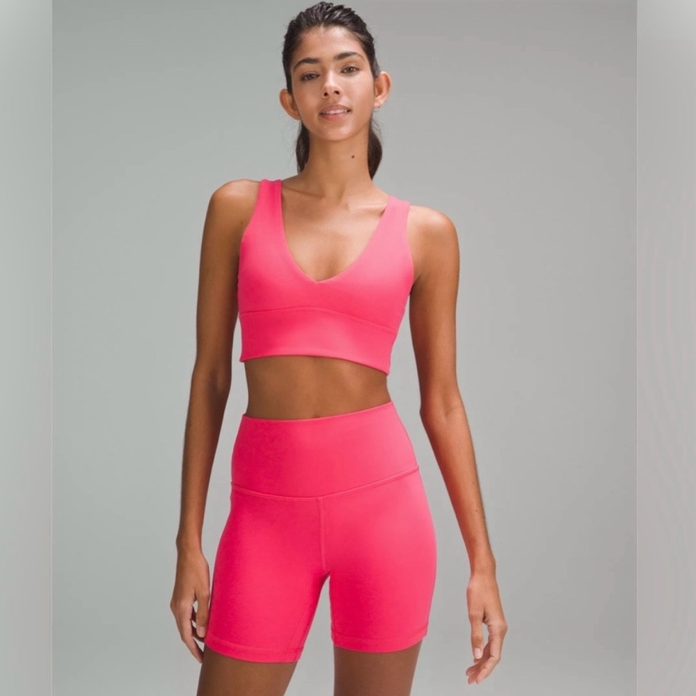 lululemon align v-neck bra lip gloss size size 4 A/B